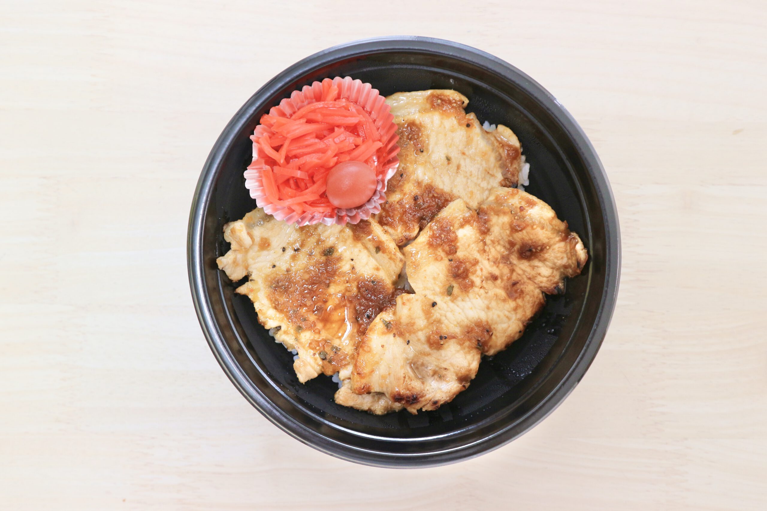 もち豚焼き肉丼